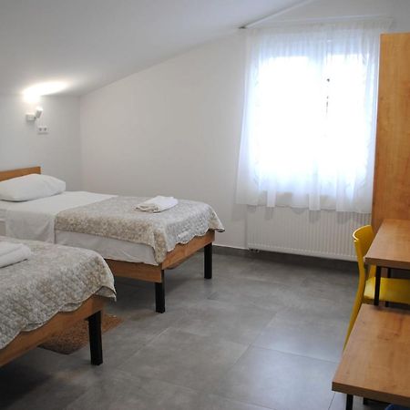 Hotel Fala Zagreb Bagian luar foto