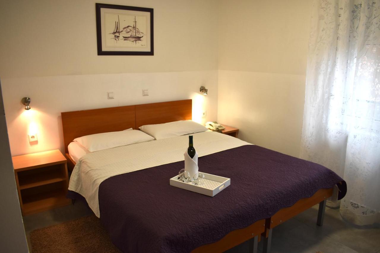 Hotel Fala Zagreb Bagian luar foto