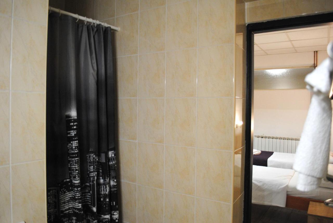 Hotel Fala Zagreb Bagian luar foto