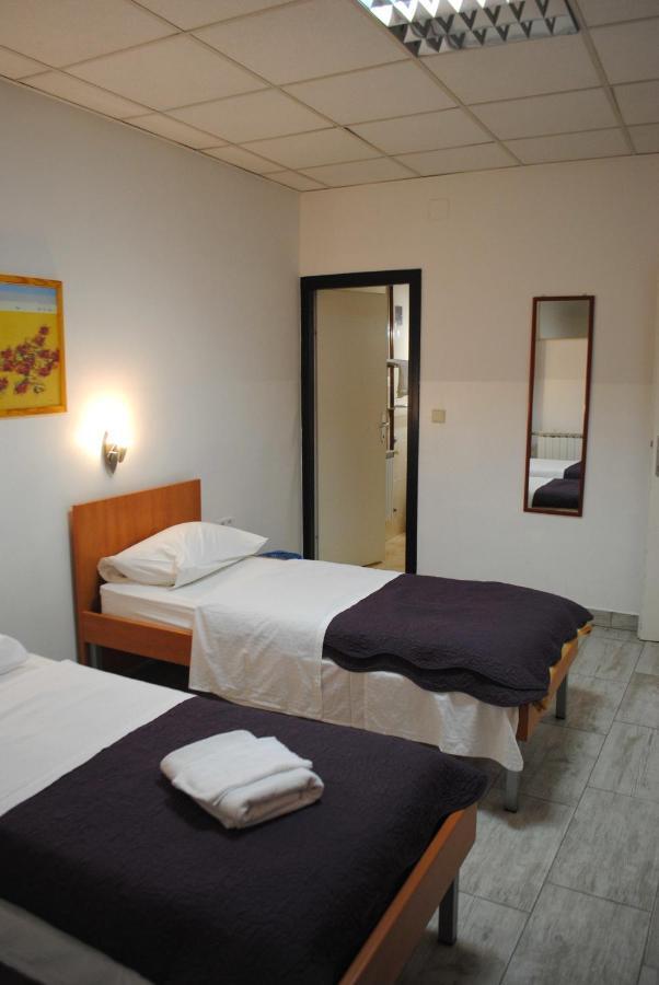 Hotel Fala Zagreb Bagian luar foto