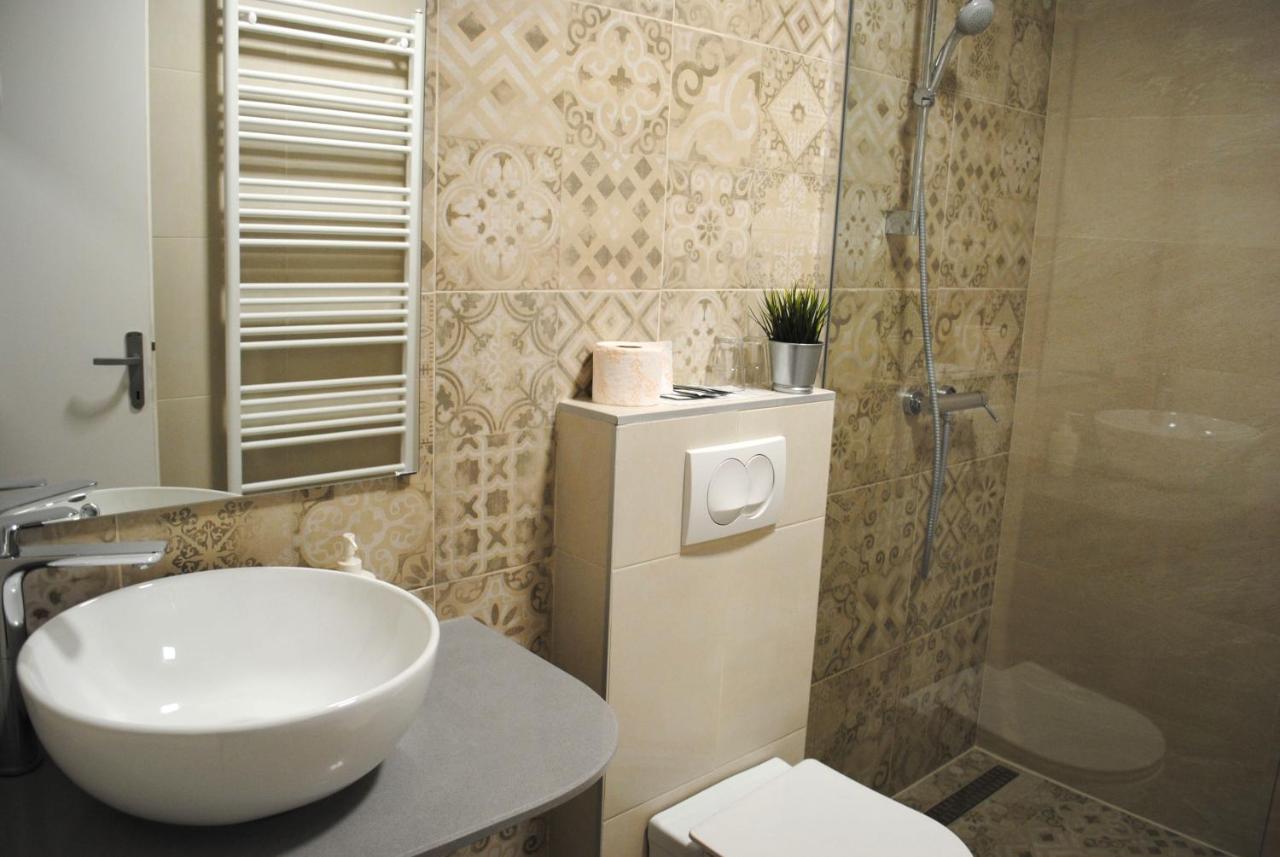 Hotel Fala Zagreb Bagian luar foto